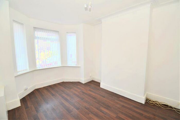 2 Bedroom Terraced House To Rent In Chandos Grove, Salford, M5