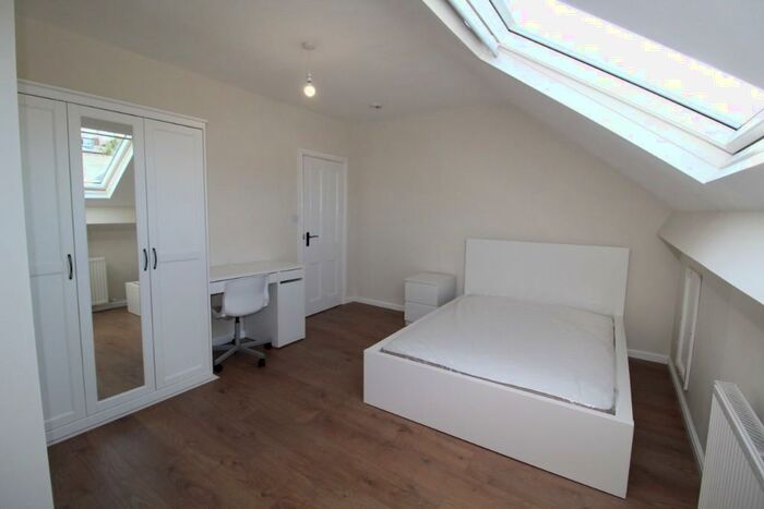 2 Bedroom Apartment To Rent In Crookesmoor Road, Sheffield, S10