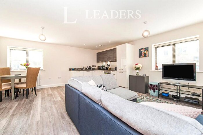 2 Bedroom Flat To Rent In London Road, Tetbury, GL8