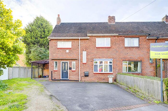 3 Bedroom Semi-Detached House For Sale In Ridgeway Close, West Bridgford, NG2