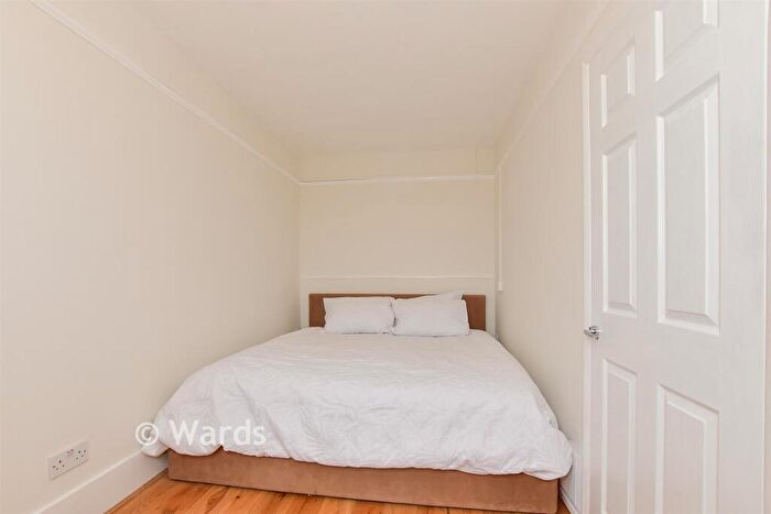 1 Bedroom Apartment For Sale In London Road, Canterbury, Kent, CT2