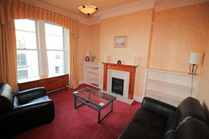 1 Bedroom Flat To Rent In Willowbank Road, Aberdeen, AB11