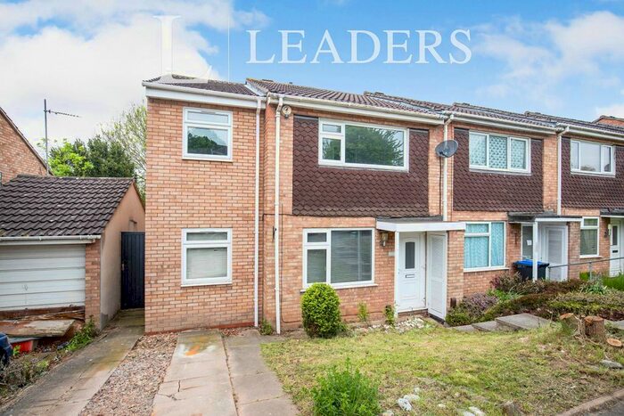 4 Bedroom Town House To Rent In Deansway, Warwick, CV34