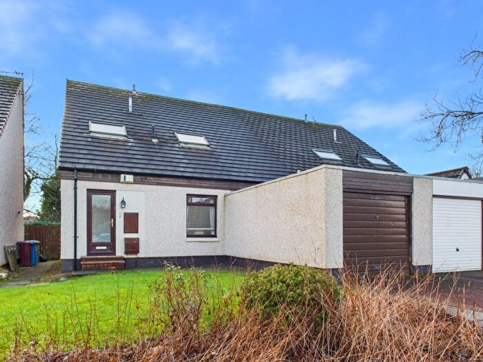 3 Bedroom Semi Detached House For Sale In Derwentwater, East Kilbride, South Lanarkshire, G75