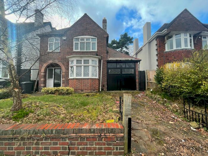 3 Bedroom Detached House To Rent In Ribbesford Avenue, Wolverhampton, WV10