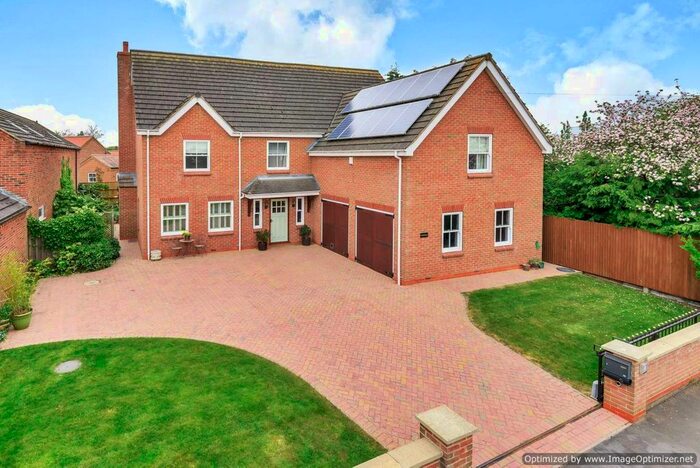 4 Bedroom Detached House For Sale In Middle Street, Corringham, Gainsborough, DN21