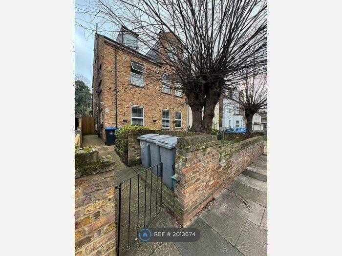 1 Bedroom Flat To Rent In Connaught Road, London, NW10