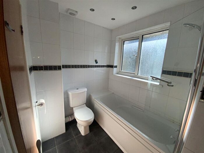 Property To Rent In Hayes Park, Chester, CH1