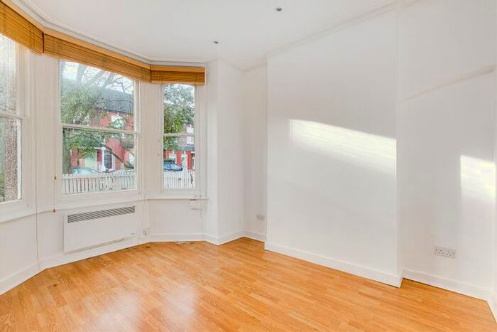 1 Bedroom Flat To Rent In Musard Road, London, W6