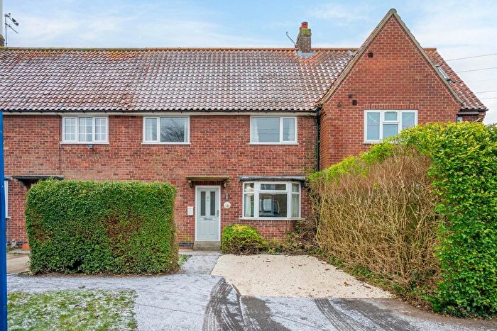 3 Bedroom Terraced House For Sale In Crossfield Crescent, Fulford, York, YO19