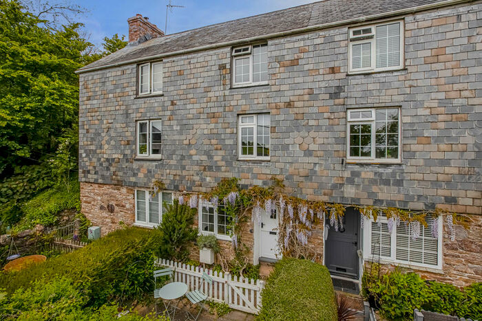 2 Bedroom Cottage For Sale In Ermington, South Devon, PL21