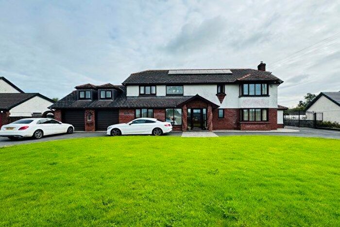 6 Bedroom Property To Rent In Station Road, Carmarthen, SA32