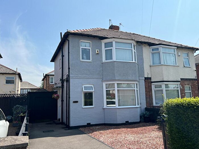 2 Bedroom Semi-Detached House For Sale In Lynton Gardens Darlington, DL1
