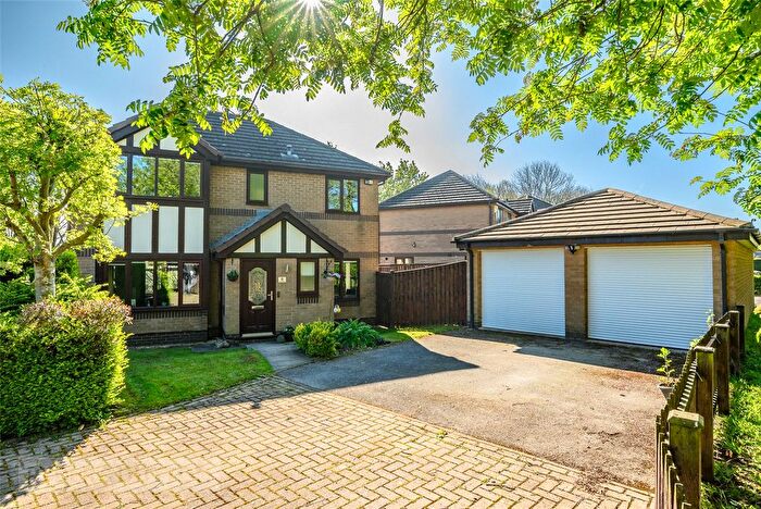 4 Bedroom Detached House For Sale In Mendip Avenue, Lindley, Huddersfield, West Yorkshire, HD3