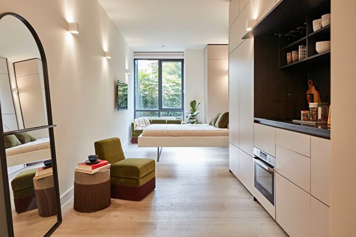 Studio To Rent In Lowlands Road, Harrow, HA1