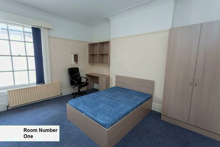 6 Bedroom Detached House To Rent In Second Floor Flat, Kenilworth Road, Leamington Spa, Warwickshire, CV32