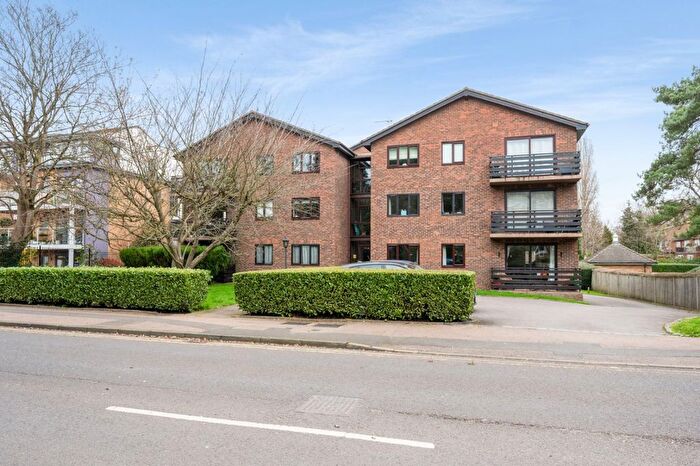 1 Bedroom Flat For Sale In Albemarle Road, Beckenham, BR3