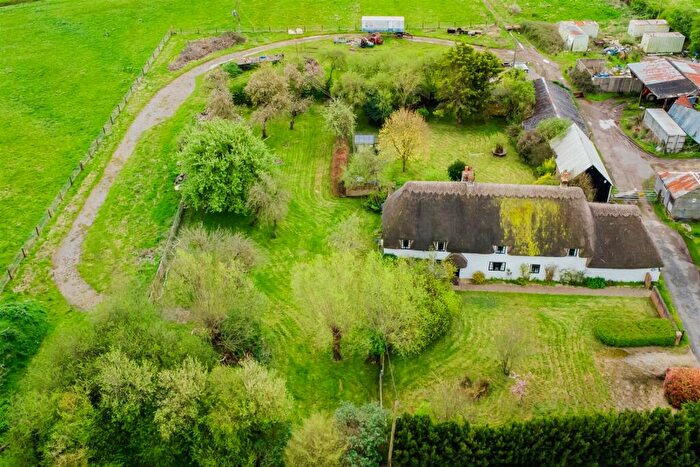 4 Bedroom House For Sale In Shrivenham Road, South Marston, Swindon, SN3