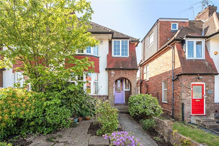 4 Bedroom Semi Detached House For Sale In Bruton Way, Ealing, W13