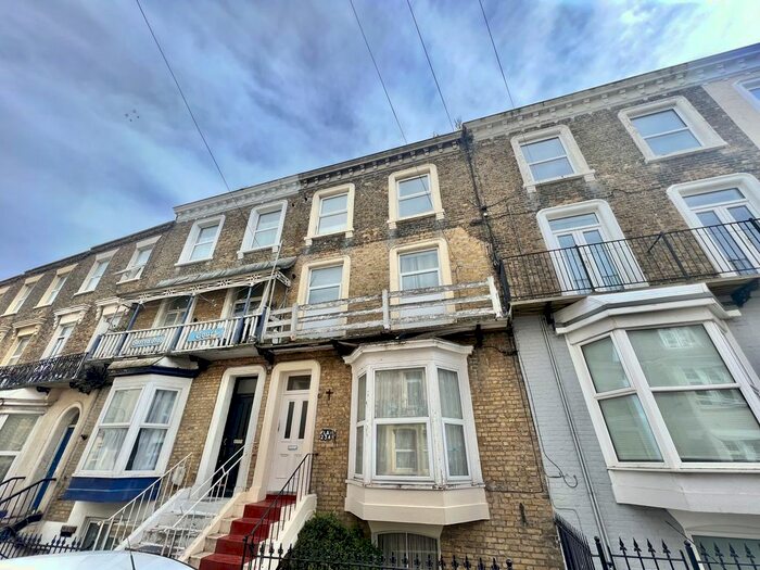 1 Bedroom Flat To Rent In Ethelbert Road, Margate, CT9