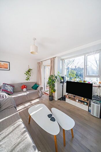 1 Bedroom Property To Rent In Carslake Road, Putney, London, SW15