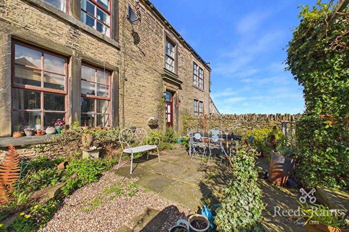 3 Bedroom Terraced House For Sale In Marsh Lane, Halifax, West Yorkshire, HX3
