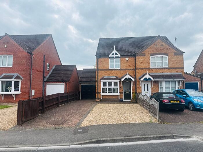 3 Bedroom Semi-Detached House To Rent In Cadwell Close, Lincoln, LN6