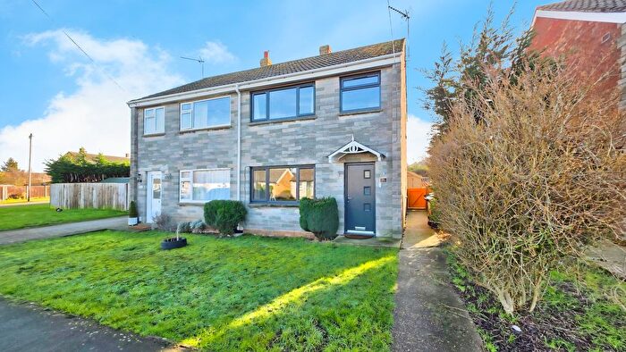 3 Bedroom Semi Detached House For Sale In Northfield Road, Sleaford, NG34