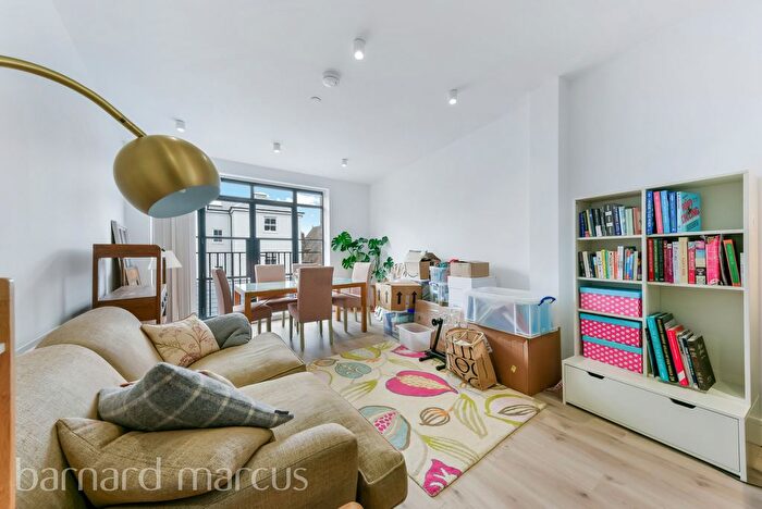 1 Bedroom Flat To Rent In Mitcham Lane, London, SW16