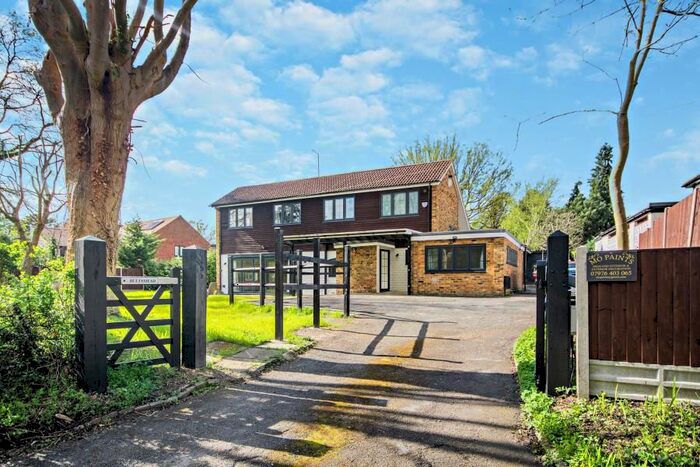 7 Bedroom Detached House To Rent In High Road, Eastcote, Pinner, HA5