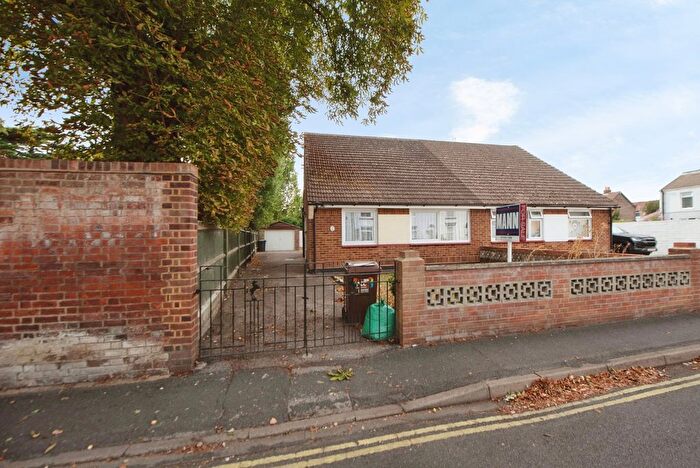 2 Bedroom Bungalow For Sale In Queens Road, Gosport, Hampshire, PO12