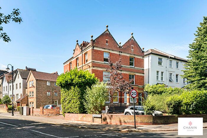 2 Bedroom Flat For Sale In Lower Addiscombe Road, Croydon, CR0