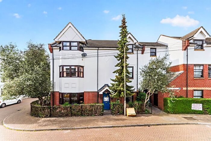 2 Bedroom Flat For Sale In Flock Mill Place, London, SW18