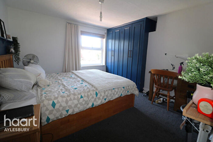 2 Bedroom Terraced House To Rent In Buckingham Road, Aylesbury, HP19