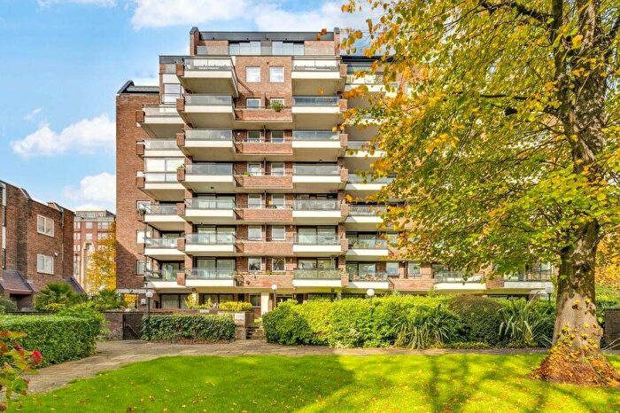 3 Bedroom Apartment For Sale In Hall Road, St John's Wood, London, NW8