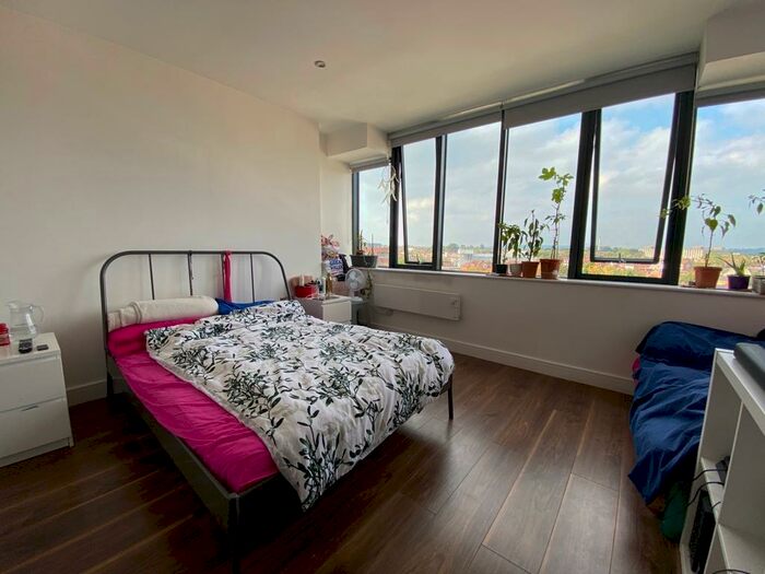 Flat To Rent In Elmgrove Road, Harrow, HA1