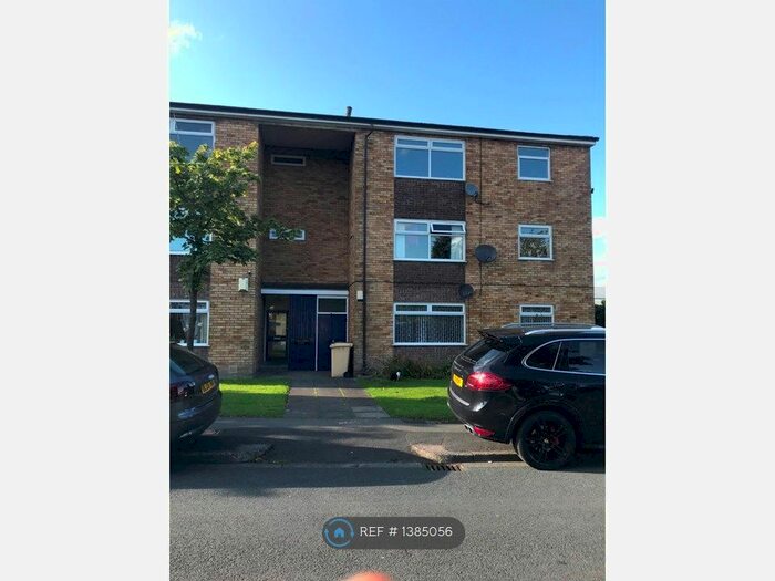 2 Bedroom Flat To Rent In Carslake Avenue, Bolton, BL1