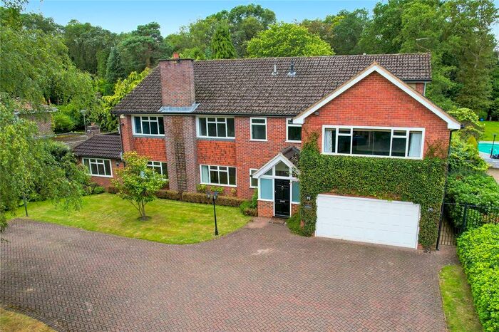 5 Bedroom Detached House To Rent In Ince Road, Burwood Park, Walton-On-Thames, KT12