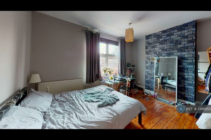 5 Bedroom Terraced House To Rent In Kirby Road, Leicester, LE3