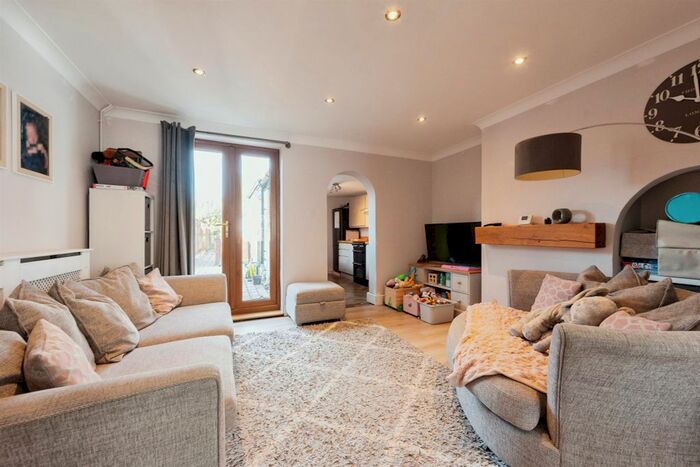 3 Bedroom Terraced House For Sale In Cardinalls Road, Stowmarket, IP14