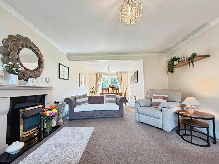 3 Bedroom Semi Detached House For Sale In A Craw Park, Brampton, CA8