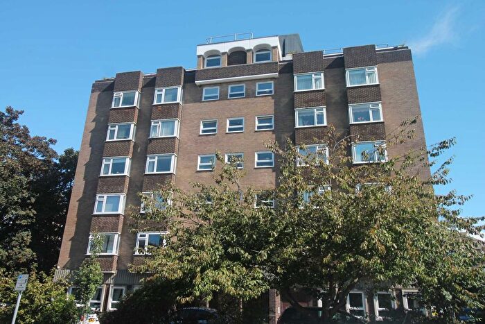 1 Bedroom Studio To Rent In Westdown House, Hartington Place Eastbourne, BN21