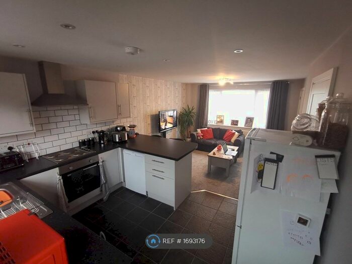 1 Bedroom Semi-Detached House To Rent In Champion Way, Oxford, OX4