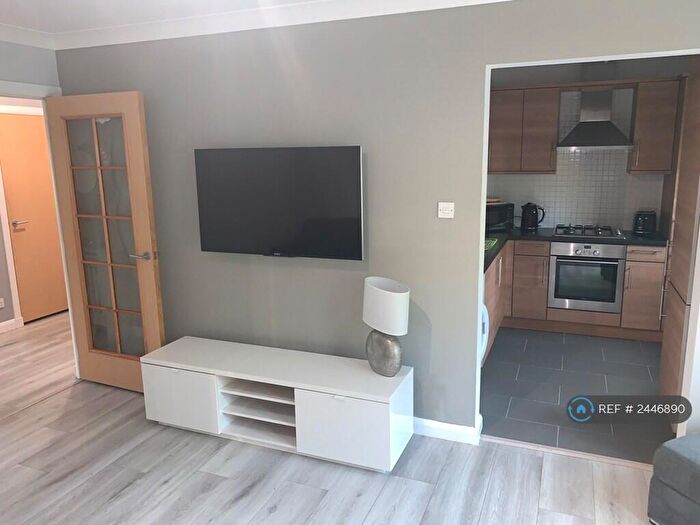 2 Bedroom Flat To Rent In Ladeside, Bridge Of Don, Aberdeen, AB22