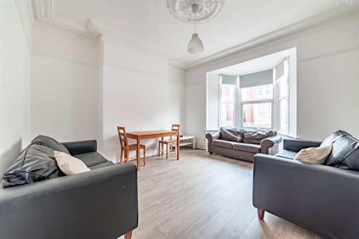 6 Bedroom Terraced House To Rent In £pppw Sunbury Avenue, Jesmond, NE2