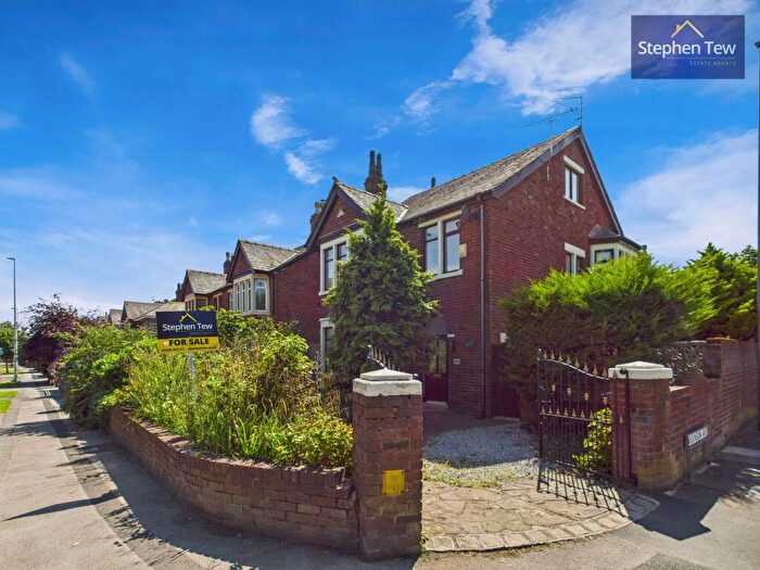 5 Bedroom Detached House For Sale In West Park Drive, Blackpool, FY3