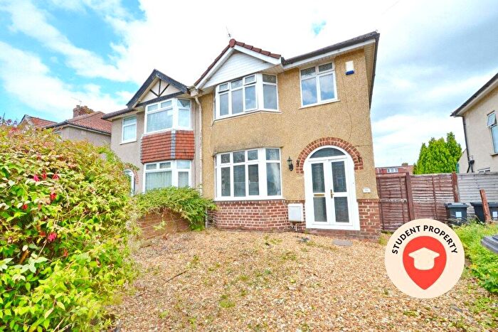 4 Bedroom Semi Detached House To Rent In Mackie Grove, Filton, Bristol, South Gloucestershire, BS34