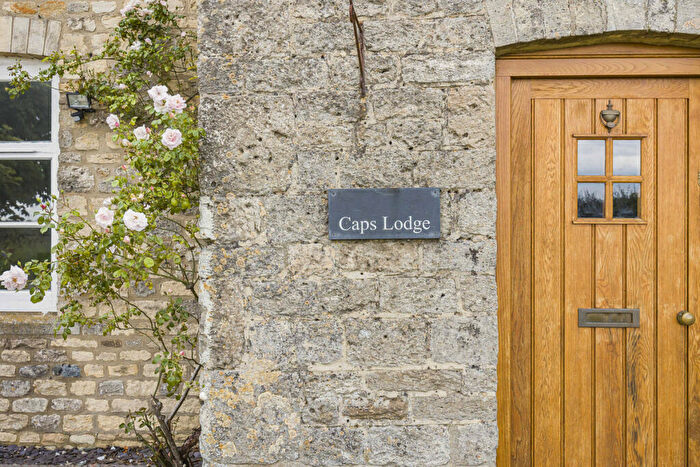 3 Bedroom Cottage For Sale In Eaton, Abingdon, OX13