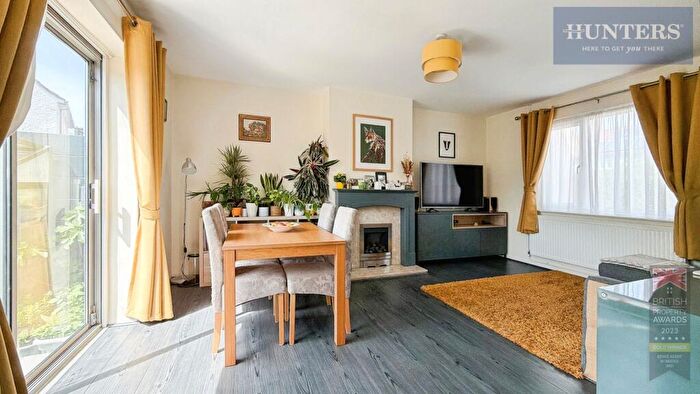 3 Bedroom Terraced House For Sale In Sidmouth Road, Bedminster, BS3