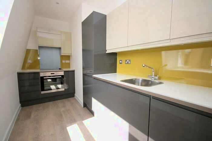 1 Bedroom Apartment To Rent In Gemini House, New London Road, Chelmsford, CM2